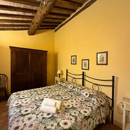 Borgo Tignano Apartment Casole d'Elsa