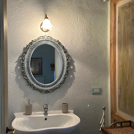 Borgo Tignano * Casole d'Elsa