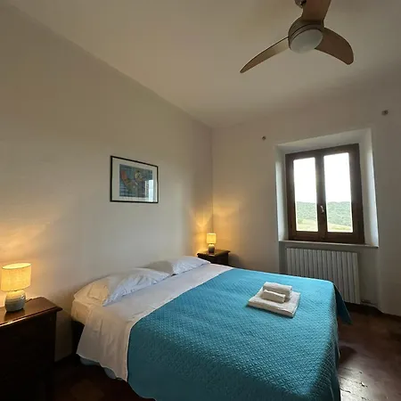 Apartment Borgo Tignano Casole d'Elsa