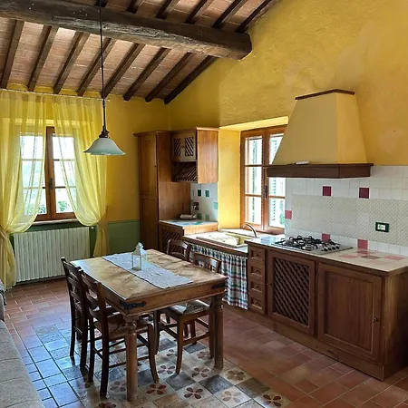 Borgo Tignano Casole d'Elsa